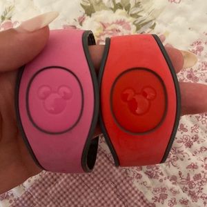 🚨SOLD🚨 Disney Wrist Brands